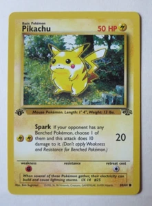 Juego de cartas coleccionables Pokémon Pikachu Jungle 60/64 regular 1ª edición casi nuevo - Imagen 1 de 2