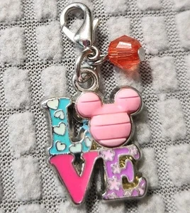 Neu Selten Disney Charm It! LOVE Rosa Blau Lila Mickey Minnie 3D - Bild 1 von 2