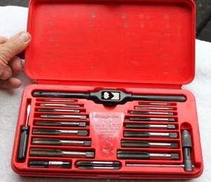 Snap-On TD-2425 Tap & Die Set 22-Piece Hard Storage Case (Taps Only) - Picture 1 of 11
