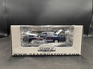 GEARBOX COLLECTABLES - FORD CROWN VICTORIA -BOSTON IACP POLICE - Picture 1 of 6