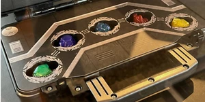 ¡NUEVO! Maletín Disney Parks Marvel Epcot Maravillas de Xandar Infinity Stone 2022 - Imagen 1 de 2