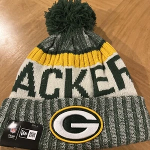 Green Bay Packers Knit Winter Hat Beanie New Era Cap On Field Sideline NWT - Picture 1 of 4