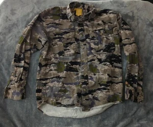 Browning Hunting Camo Men's Long Sleeve ButtonUp Shirt Size Mens Medium - Picture 1 of 5