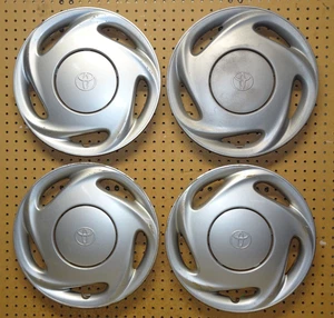 (4)  1998-2000 Toyota Corolla # 61097 14" Hubcap / Wheel Cover # 42621AB010 Set - Picture 1 of 8
