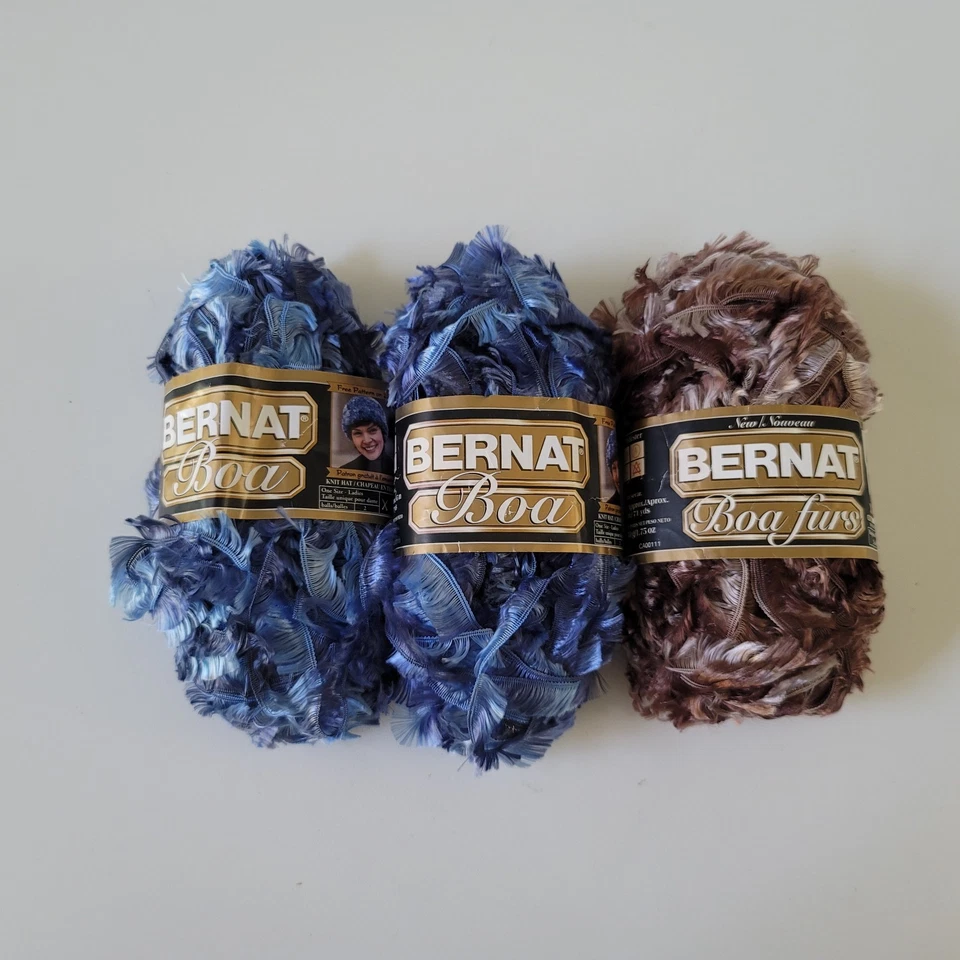 Bernat Boa Nouveau Yarn Blue Bird 81105 Skeins 50g 71 Yards Eyelash