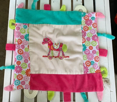 Manta de seguridad para bebé Maison Chic caballo mecedor Lovey Lovie B6 Foto 1 de 3
