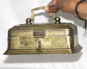 Vintage Old Brass Handcrafted Unique Storage Jewellery Box/Money Box Collectible