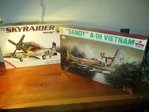 Douglas A-1H SANDY Vietnam ESCI & Skyraider Revelle  (2) models - Foto 1 di 12