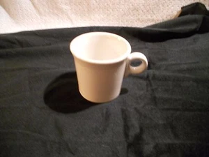 Homer Laughlin Fiesta White 12 oz Ring-Handle Tom & Jerry Style mug - Picture 1 of 4