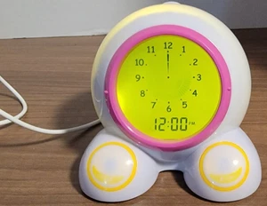 Onaroo Teach Me Time! Talking Alarm Clock and Nightlight w/AC Power Cord Pink - Picture 1 of 6