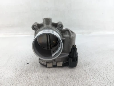 2014-2017 Volkswagen Beetle Throttle Body YU1S3 - Image 1 of 4