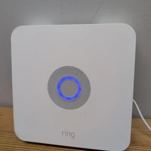 Estación Base Ring US 4HB1U90EN0 Z Wave Plus Con Cable de Alimentación Original - Imagen 1 de 10