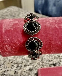 Black Crystal Bracelet - Picture 1 of 3