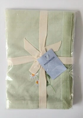 Wedgwood Sarah's Garden Tea Towels Sealed - Image 1 of 4