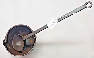 Olla y cucharón vintage de 5" de diámetro para hundidores de plomo de fusión, disparo, etc. 14-1/4" de largo - Imagen 1 de 7