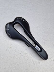 Sell Italia SLR Superflow Saddle    142 x 275mm    215G     Great Condition !!!