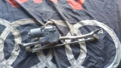 AUDI A8L QUATTRO 2011-2018 LIMPIAPARABRISAS DELANTERO LAVAPARABRISAS ACOPLAMIENTO CON MOTOR OEM Foto 1 de 4