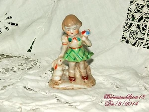Antique LITTLE GIRL & RABBIT 1940s Occupied Japan Full Figure CERAMIC Statuett - Picture 1 of 7