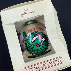 1984 Hallmark The Muppets 3" Ornament QX251-4 KERMIT AND MISS PIGGY - Bild 1 von 5
