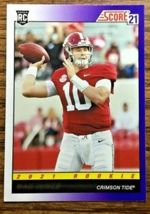 2021 PANINI SCORE MAC JONES ROOKIE RC 1991 THROWBACK ROOKIES #TB9 CRIMSON TIDE - Bild 1 von 2