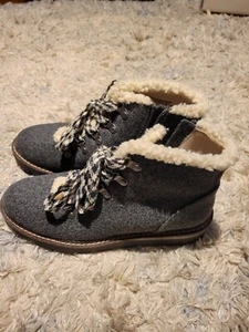Madden Nyc Wanderstiefel Schnürung seitlicher Reißverschluss grau Damen Größe 9 - Bild 1 von 4