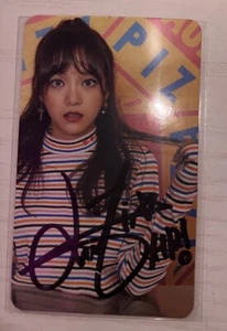 I.O.I Kim Sejeong Autographed Signed Photo card PC IOI Gugudan - Picture 1 of 1