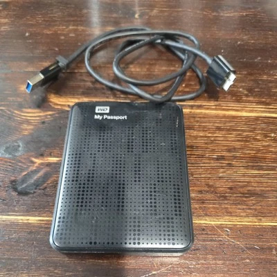 Western Digital WD My Passport 500 GB Portable Hard drive WDBKXH5000ABK-01 - Image 1 of 2