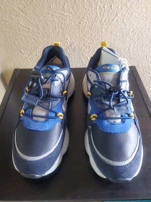 Boys Geox Sneaker Size 2 (Eu 33) - Image 1 of 4