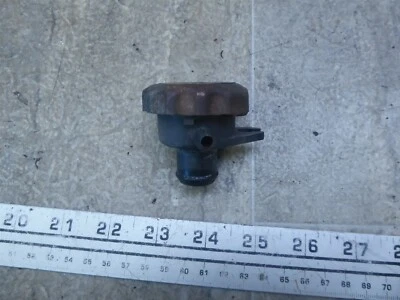 Honda VT700 1985 Shadow H195-2) radiador refrigerante relleno cuello con tapa Foto 1 de 4