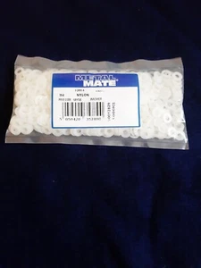 RONDELLE NYLON FORMANO UNA RONDELLA PLASTICA PIATTA M4 BIANCO SPORCO, CREMA, OPACO CONFEZIONE 1000 - Foto 1 di 2