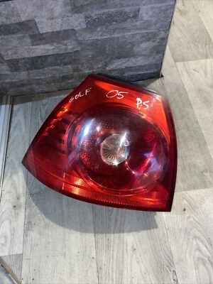 VW GOLF 2004 - 2009 PASSENGER SIDE REAR LIGHT CLUSTER 1K6945095Q VALEO Taillight - Image 1 of 4