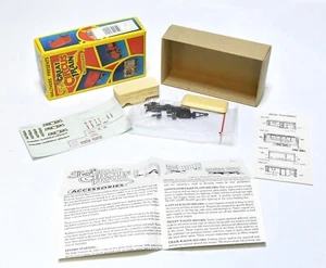 WALTHERS HO SCALE GREAT CIRCUS TRAIN CIRCUS TICKET WAGON RB & BB #122 933-1363 - Picture 1 of 7