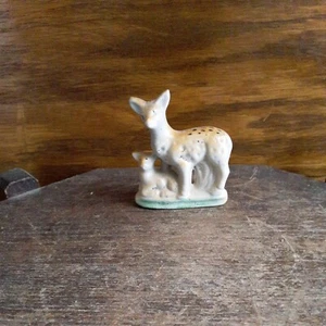 Vintage Glass Deer and Fawn Figure 2" Long Unmarked - Picture 1 of 24