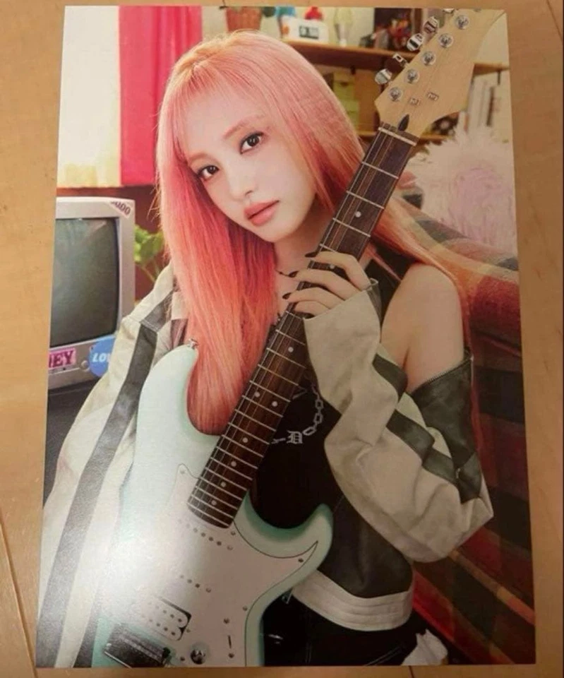 IVE Be Alright Album with A4 Photo Liz K-Pop Signed - Image 1 of 1
