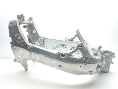 Chasis cuadro principal 97-00 Suzuki GSXR 600 SLVG recto Foto 1 de 4