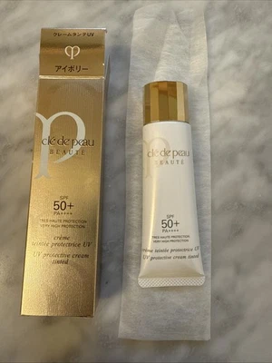 Cle de Peau Beaute Crema UV 30mL SPF50+/PA++++ UV Crema Protectora Tintada Marfil Foto 1 de 4