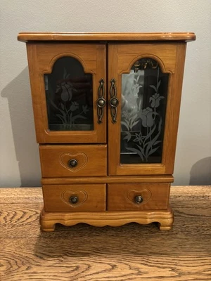 Vintage Mele Style Wooden Wardrobe  Jewellery Box Floral Etched Glass 3 drawers - Image 1 of 4
