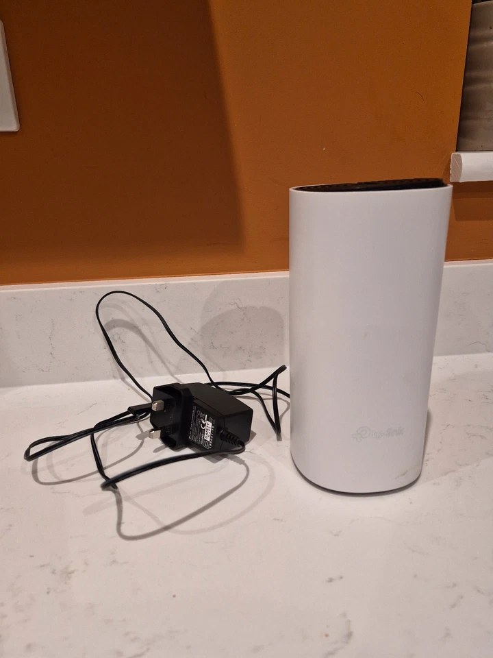 TP-LINK Deco M4 Wifi Router - White - Image 1 of 1