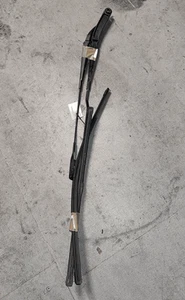 Braccio tergiparabrezza SX AUDI A4 Allroad (8K) 3.0 V6 TDI (180Kw) d1cbf1 - Picture 1 of 3