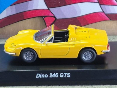KYOSHO FERRARI DINO 246 GTS ESCALA 1:64 FERRARI MINICAR COLECCIÓN SERIE IV Foto 1 de 4