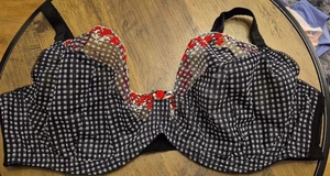 George 40DD Black & White Underwired Balcony Bra With Red Embroidered Roses New - Picture 1 of 4