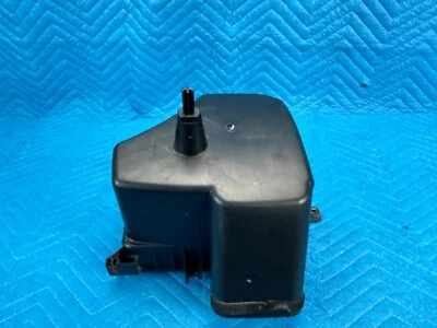 Коробка воздухоочистителя Lexus LS430 22020-50200 2001 2003 2004 2005 2006 OEM - Изображение 1 из 4