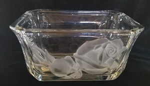 CONTENEDOR PLANTADOR DE CUENCO DE CRISTAL GOEBEL 1981 CON ROSAS ESMERILADAS DECORACIÓN DEL HOGAR - Imagen 1 de 11