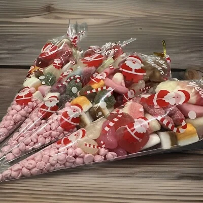 Conos dulces precargados rellenos de medias de Navidad regalo Pick N Mix regalo Foto 1 de 4