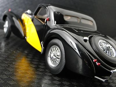 Bugatti Custom Built Concept Model 1 Hot Rod 12 Race Car 24 18 - Image 1 of 4