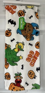 Sesame Street Throw Blanket HALLOWEEN Boo Crew 50x60 Decorative BRAND NEW! - Picture 1 of 8