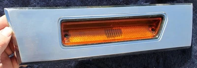 Chrysler New Yorker 1973 pasajero lado derecho luz marcadora lámpara 3679104 OEM Foto 1 de 4
