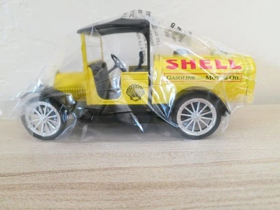 Liberty Classics 1:25 Scale Shell 1916 Studebaker Tanker Coin Bank - New Mint - Image 1 of 4