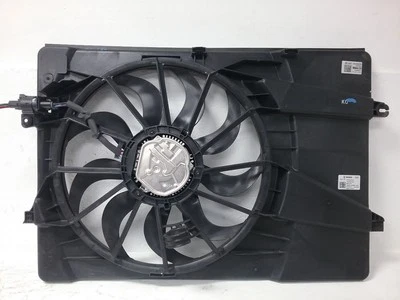 2022 Kia Sorento OEM Radiator Fan Assembly ID 25380P2500 Fits 21-24 Foto 1 de 4