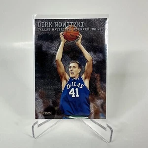1999-00 Skybox Metal Dirk Nowitzki #72 Dallas Mavericks - Picture 1 of 2